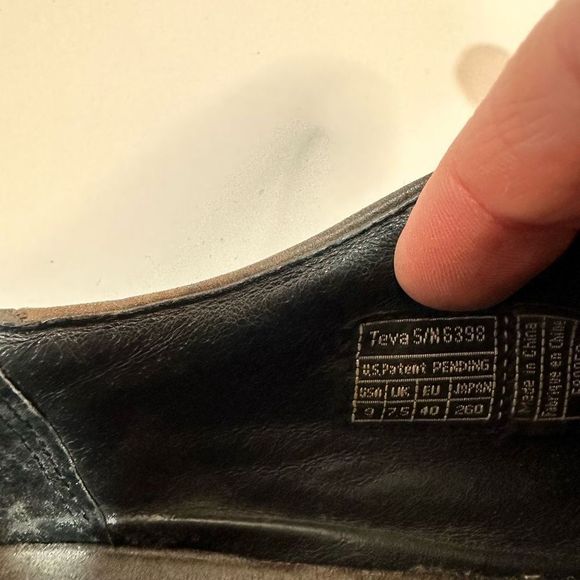 Teva Women’s Size 9 Brown Leather Nubuck Lace Up Convertible Shoe - Picture 13 of 16